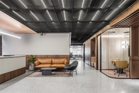 办公室装修效果图简约大气风格图