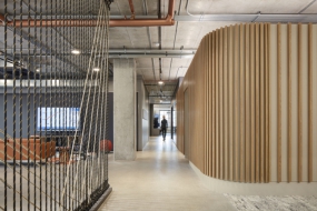 现代简约风老板办公室装修样板间图片