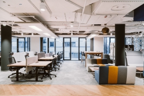 时尚风办公区装修图效果图大全