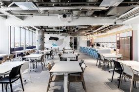 简约时尚的办公室装修图片案例