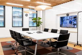 旧工业风格办公室装修图片