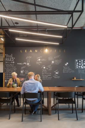 600多平工业风办公装修图片