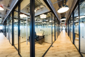 美式工业风办公室装修设计图片