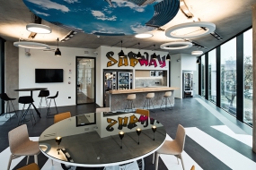 工业极简风装修风格办公室图片