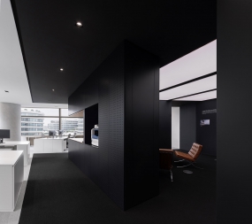 工业厂房改造办公室设计图片