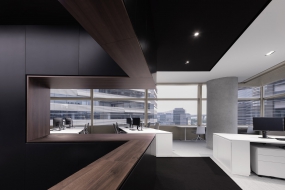 工业风格办公室装修隔断图片