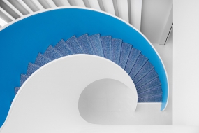 工业风办公司前台设计图片