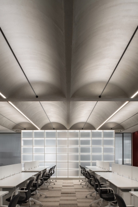 装修旧工业办公空间图片