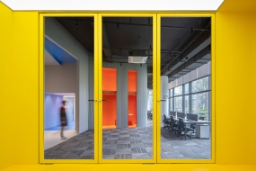 厂房改造办公室空间设计图片