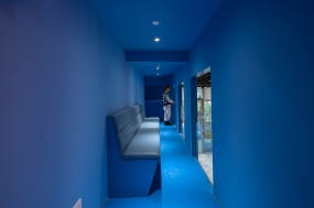 极简办公室设计案例图