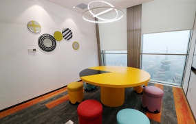 1200平方的办公室设计布局图