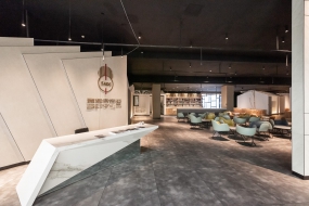 400平米loft办公设计效果图