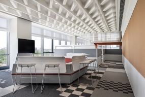 小面积loft办公设计图