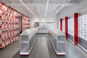 现代小型办公室装修图片