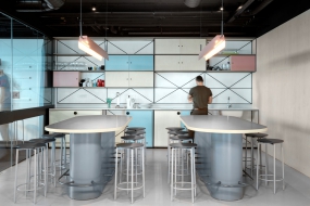 1400平方米房子带办公室装修图