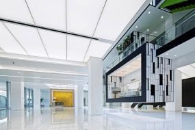 办公装修黑白灰风格图