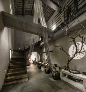 木头办公室装修风格图