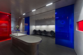 现代轻奢效果办公室装修图