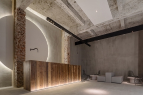 100平复式楼办公装修图