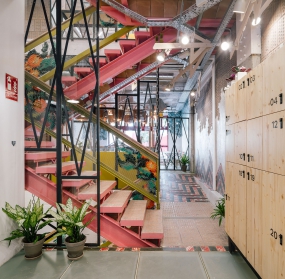 装修极简风格办公室图片