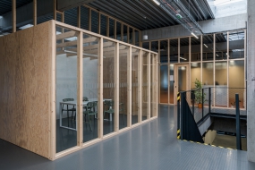 办公场所吊顶装修图片