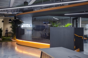 长条形户型办公装修图