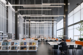 现代办公室阳台装修效果图