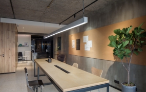 极简风格装修办公图