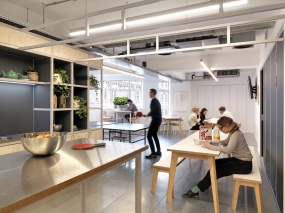 图文广告公司办公室装修图