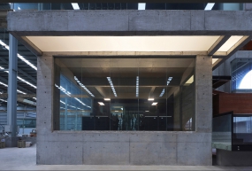 原木风办公室装修效果图