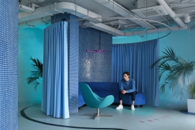 不吊顶的办公室装修效果图