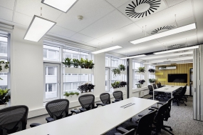 北欧简约办公室装修实景图