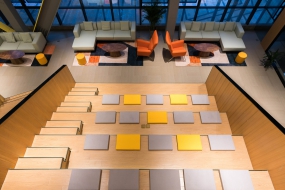 复式结构办公室装修图