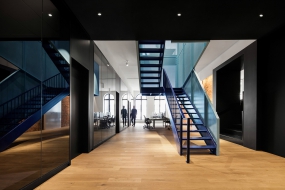 游戏办公装修效果图