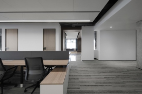 大型商务公司办公室装修图