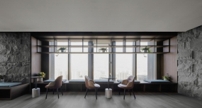 集装箱风格办公室内部装修案例图