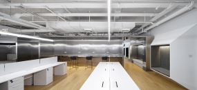 1000平米办公室简约装修图片