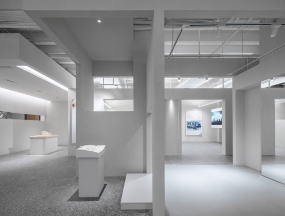 高科技办公室装修风格图