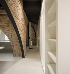 水泥墙装修风格办公图