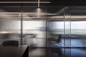 中式原木办公室装修图