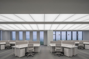 打造科技感办公室装修图