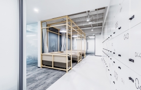 办公室大气奢华装修图