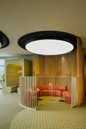 北欧宜家风装修办公室图