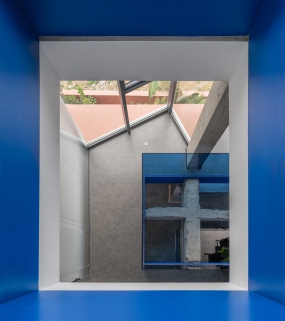 奢华低调办公室装修图