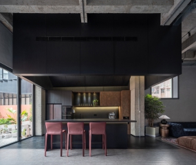 原木风格装修办公室图