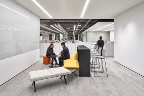 女律师办公室装修图