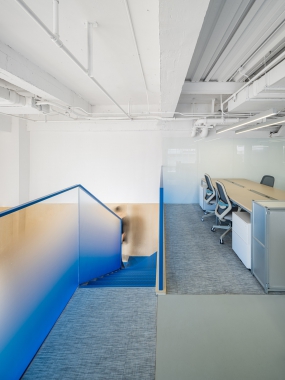 现代化办公楼装修效果图