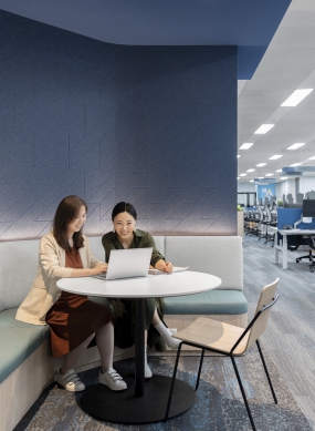 敞开式办公装修效果图