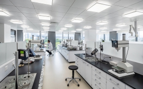 不吊顶办公装修图