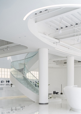 玻璃简单办公室装修效果图大全